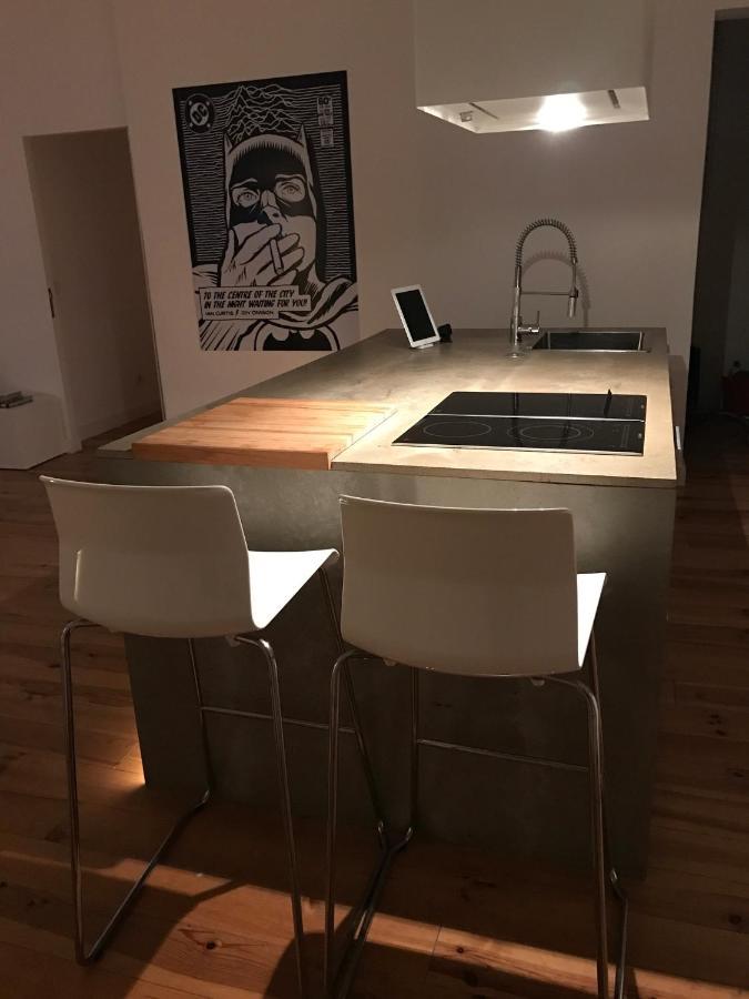 פונשל City Center Boutique Apartment מראה חיצוני תמונה