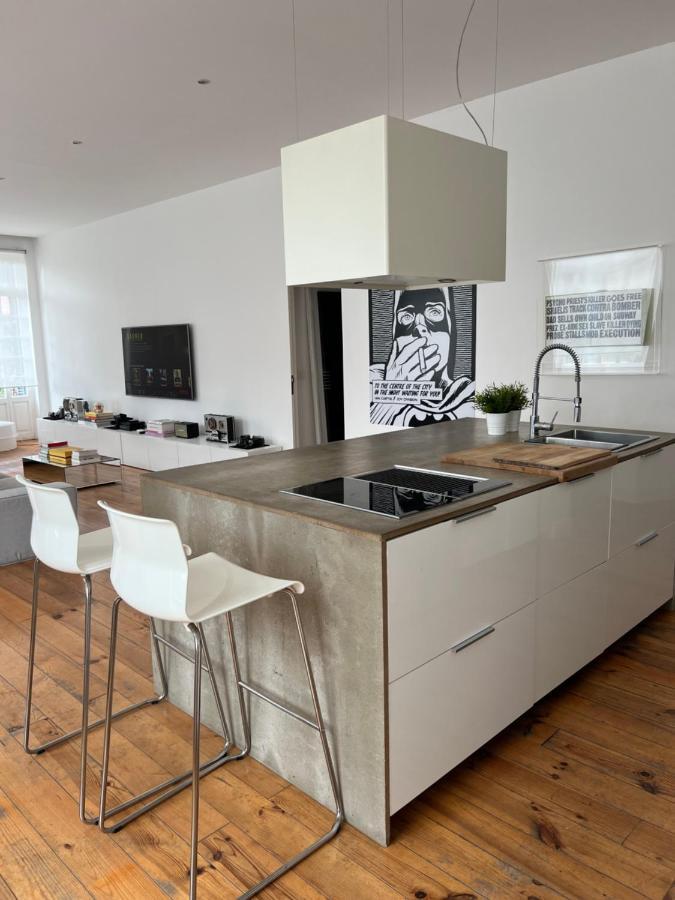 פונשל City Center Boutique Apartment מראה חיצוני תמונה